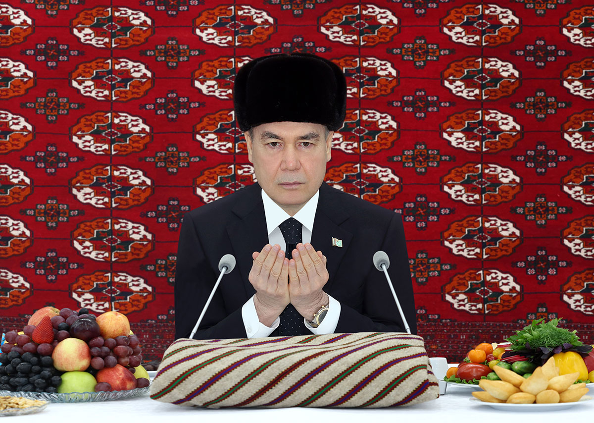The National Leader of the Turkmen people, Chairman of the Halk Maslahaty of Turkmenistan took part in the opening of a new mosque in the city of Anev