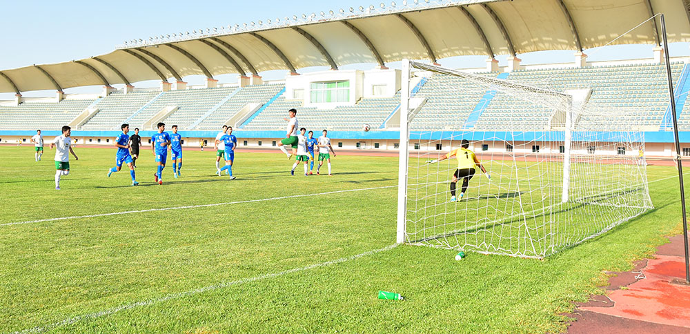 The Turkmenistan football championship has resumed