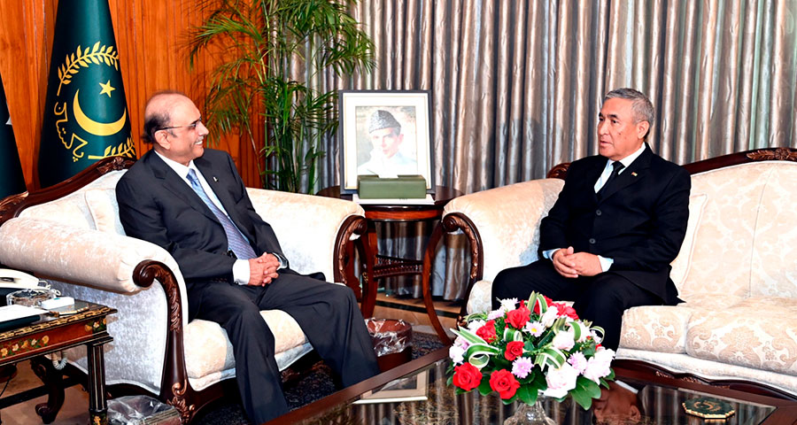 The Ambassador of Turkmenistan met with the President of Pakistan