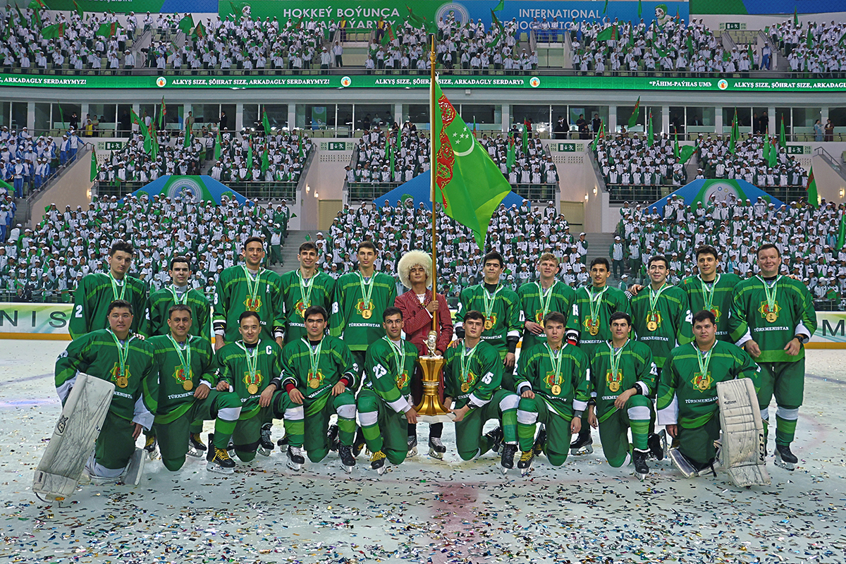 «Galkan» выиграл Кубок международного хоккейного турнира