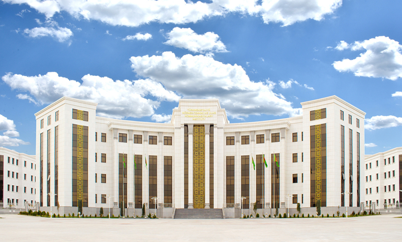 The development of the transport system was discussed at a conference at a Turkmen university