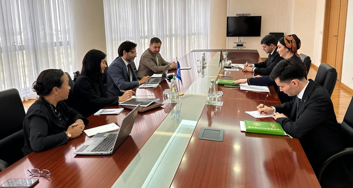 Meeting at the MFA of Turkmenistan with representatives of the International Labor Organization (ILO)
