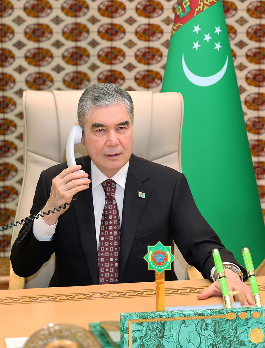 Телефонный разговор между Национальным Лидером туркменского народа, Председателем Халк Маслахаты Туркменистана и главой Республики Татарстан РФ
