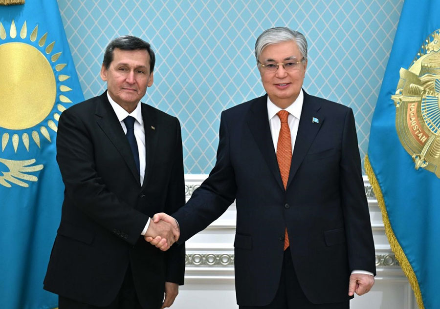 Обсуждены вопросы развития туркмено-казахстанских отношений