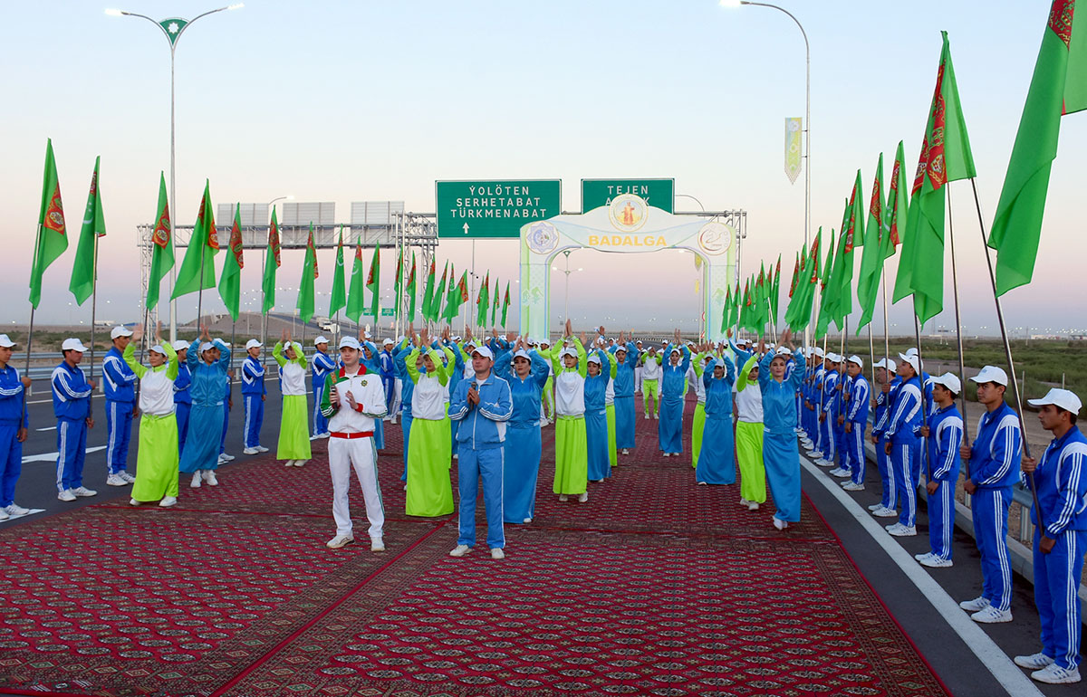 Cycling marathon started in Turkmenistan as part of the World Bicycle Day celebrations