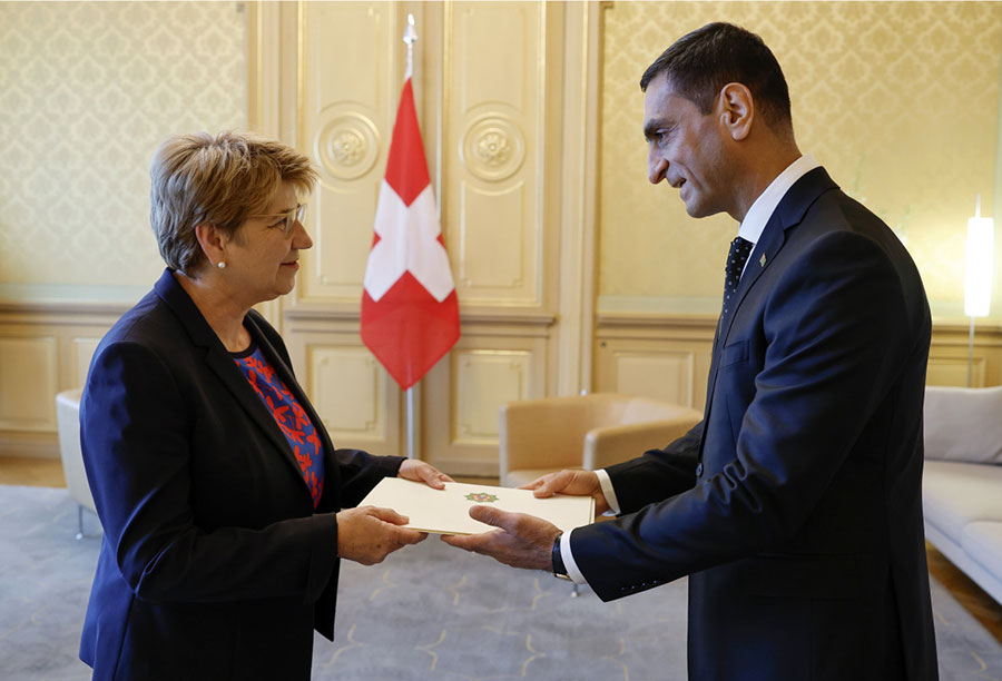Посол Туркменистана вручил верительные грамоты Президенту Швейцарской Конфедерации