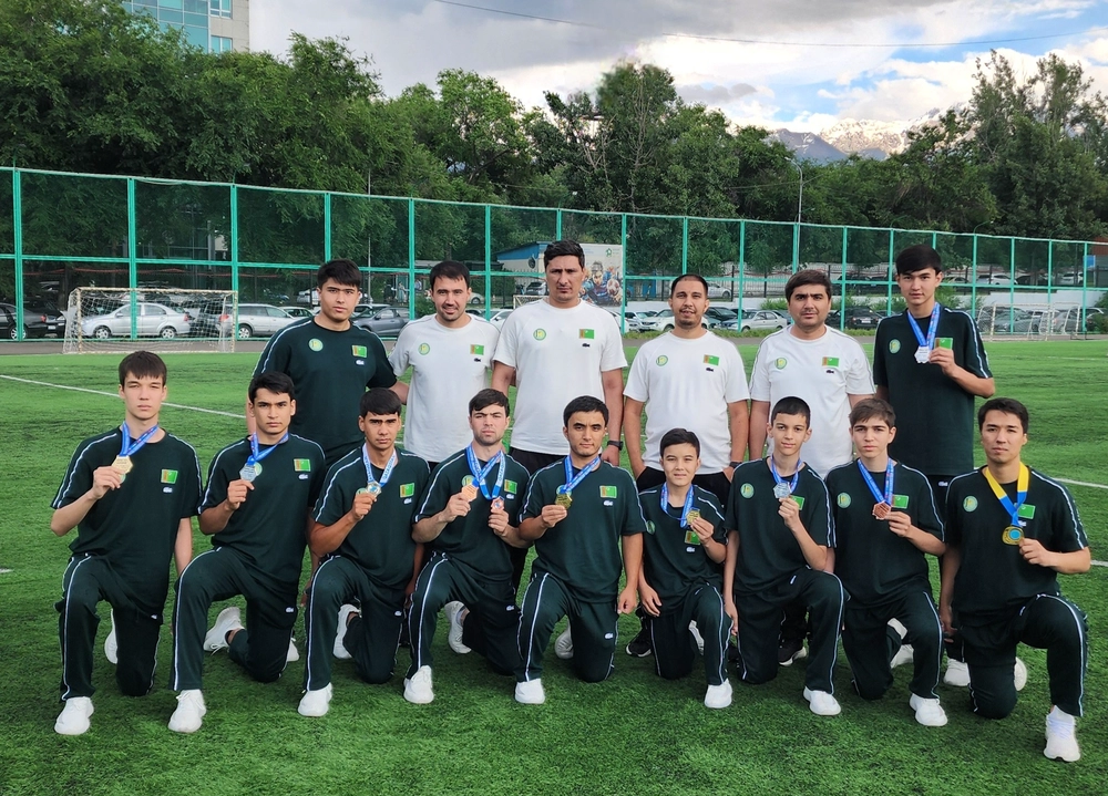 Türkmenistanyň adaty karate boýunça milli ýygyndy toparynyň türgenleri Merkezi Aziýanyň çempionatynda 9 medal eýelediler
