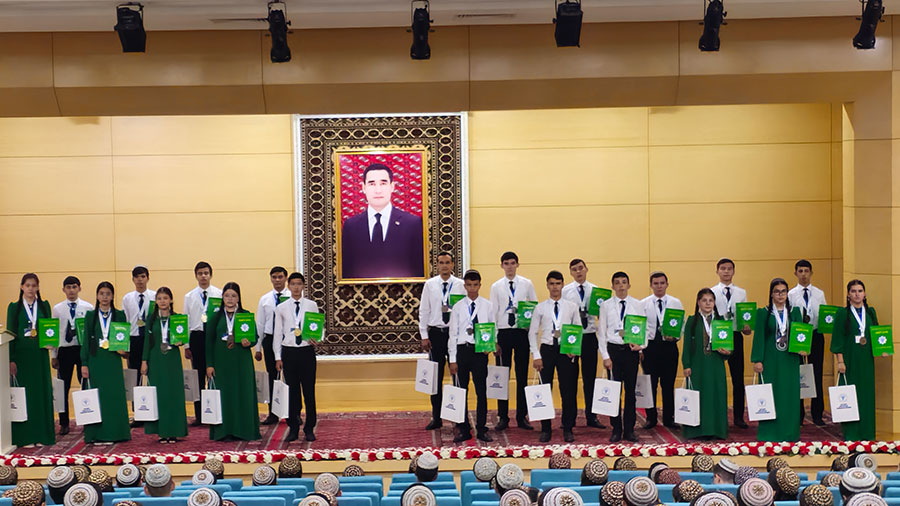 Türkmenistanda «Oguzhanyň zehinli nesilleri» atly II utgaşykly olimpiadanyň ýeňijileri yglan edildi