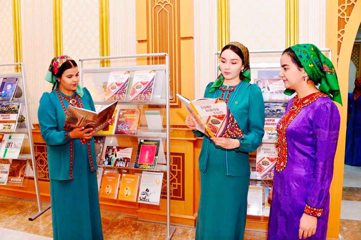 Женщины-драматурги из Туркменистана приглашаются к участию в Международном театральном фестивале
