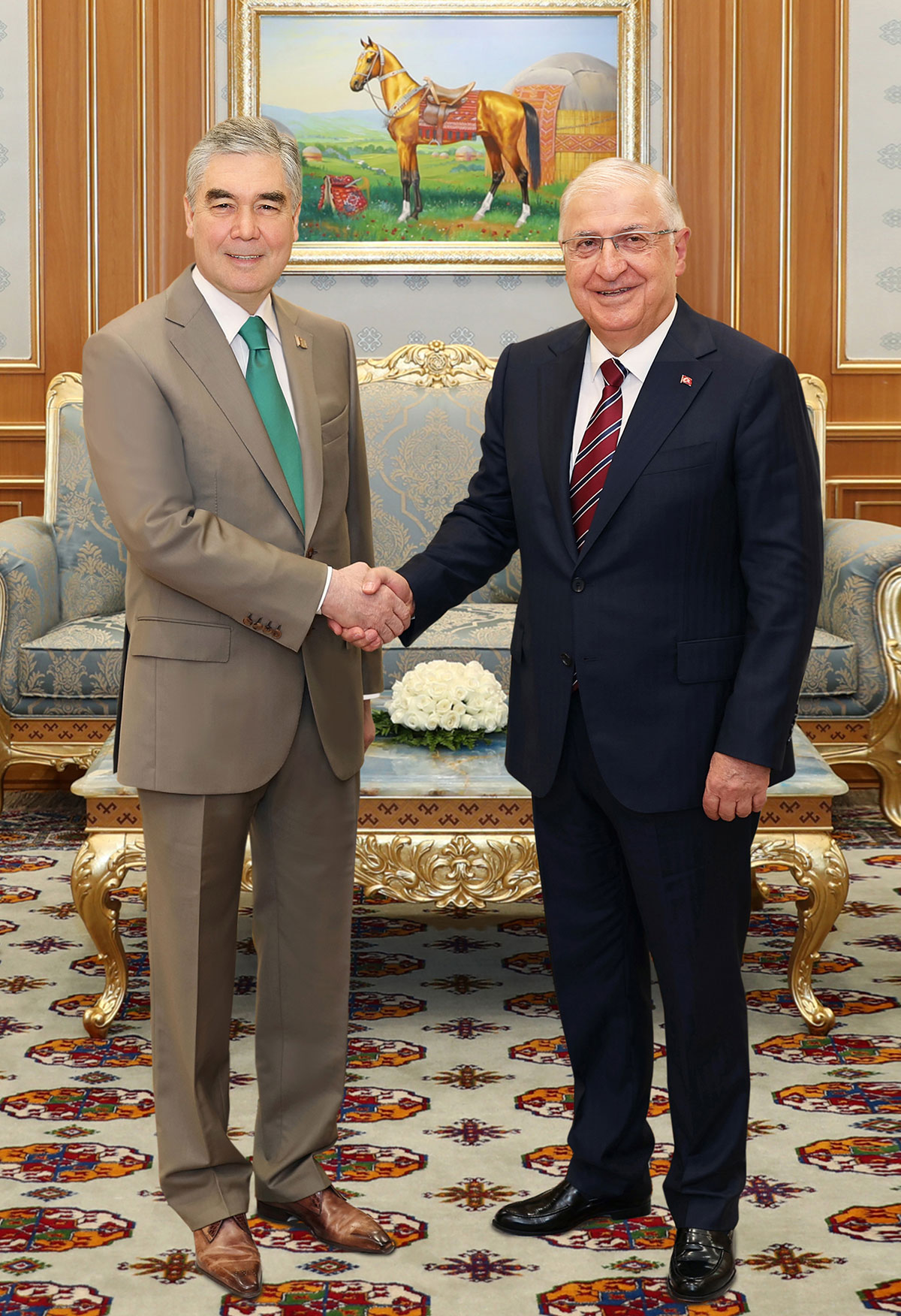 Türkmen halkynyň Milli Lideri, Türkmenistanyň Halk Maslahatynyň Başlygy Türkiýe Respublikasynyň milli goranmak ministri bilen duşuşdy