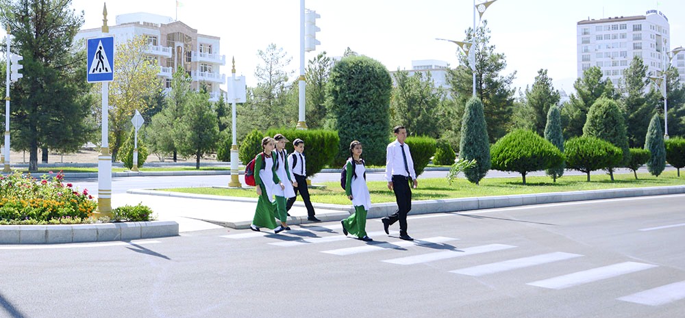 Road safety events take place in Turkmenistan