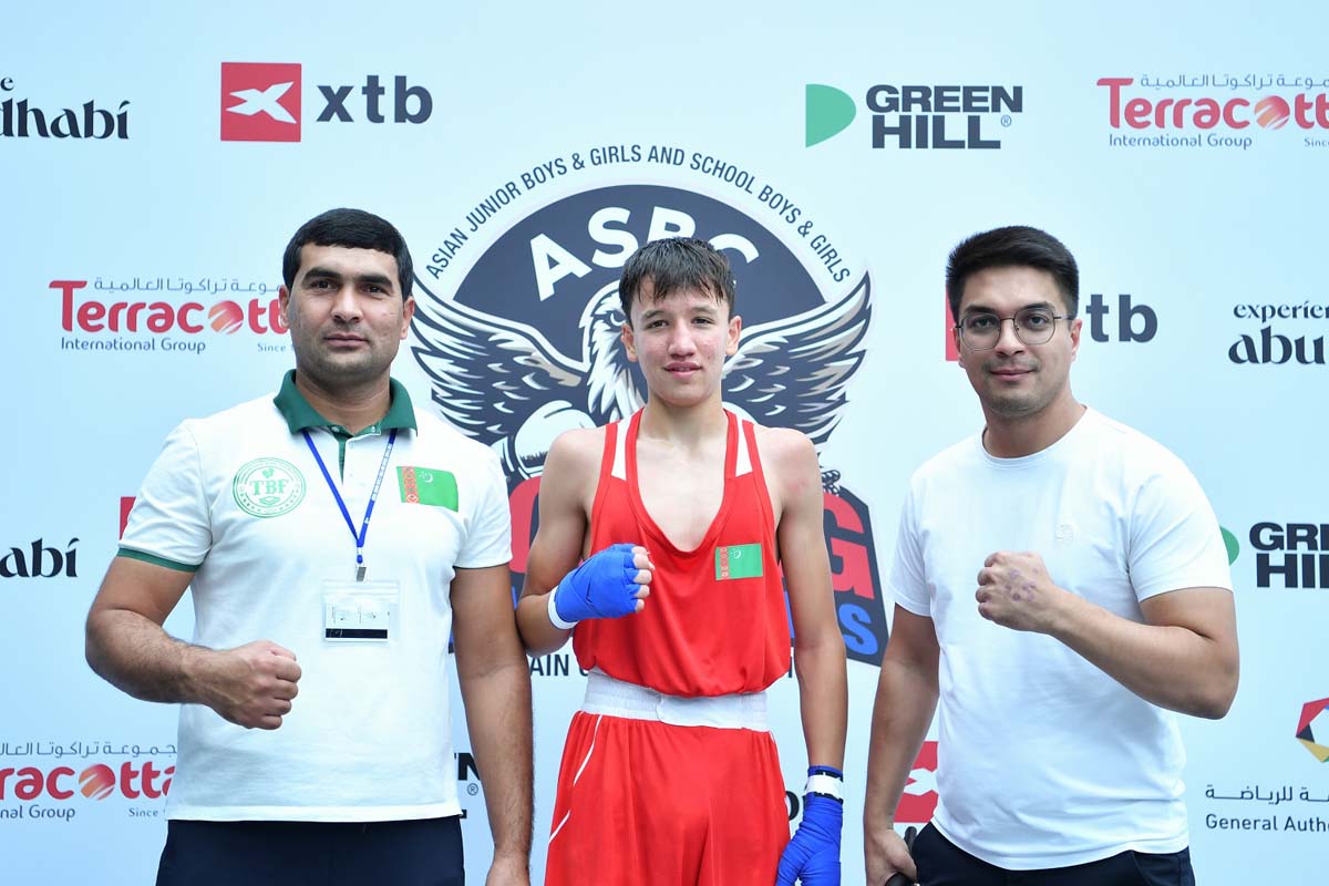 Young Turkmen boxers won two bronze medals at the Asian Championship in the UAE