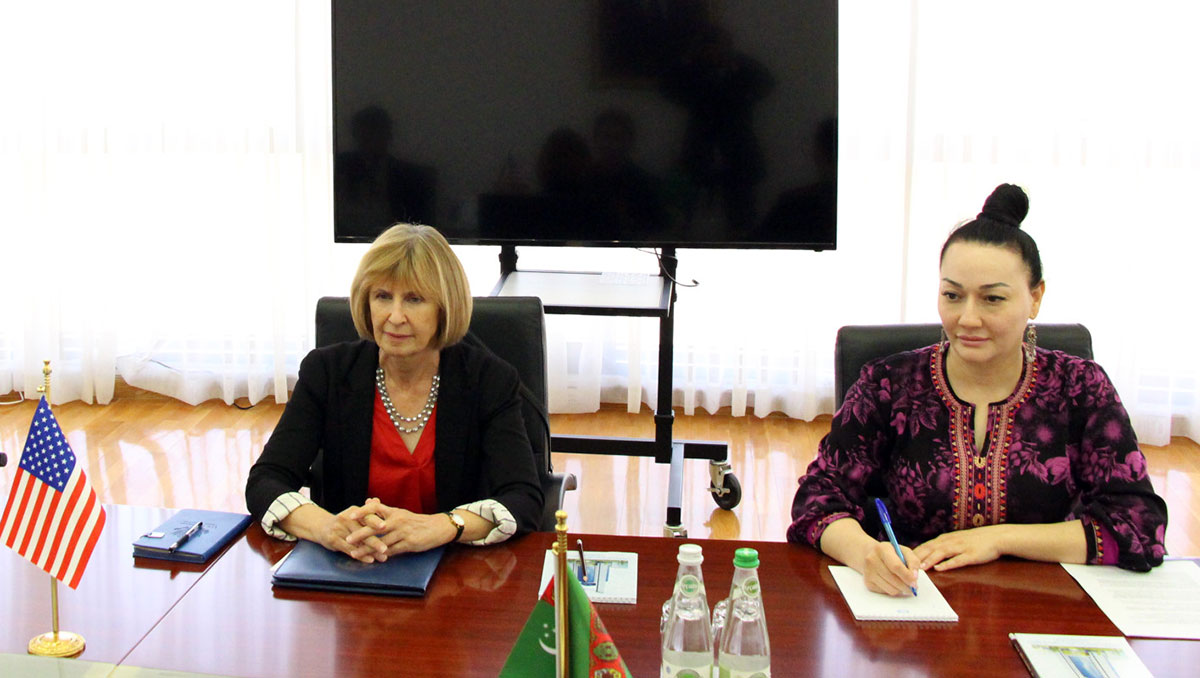 Meeting with the US Ambassador in the Ministry of Foreign Affairs of Turkmenistan