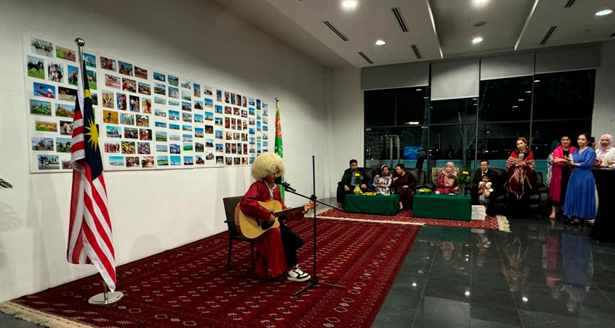 Cultural event in Malaysia dedicated to 300th anniversary of Magtymguly Fragi