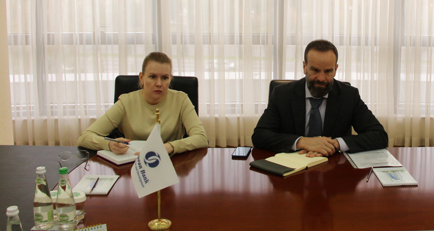 Ýewropanyň Täzeleniş we ösüş bankynyň Türkmenistandaky wekilhanasynyň ýolbaşçysy bilen duşuşyk