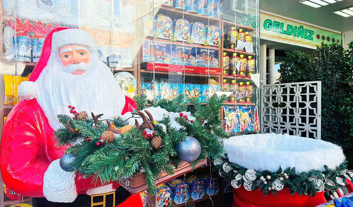 Turkmenistan's New Year fairs abound with original goods