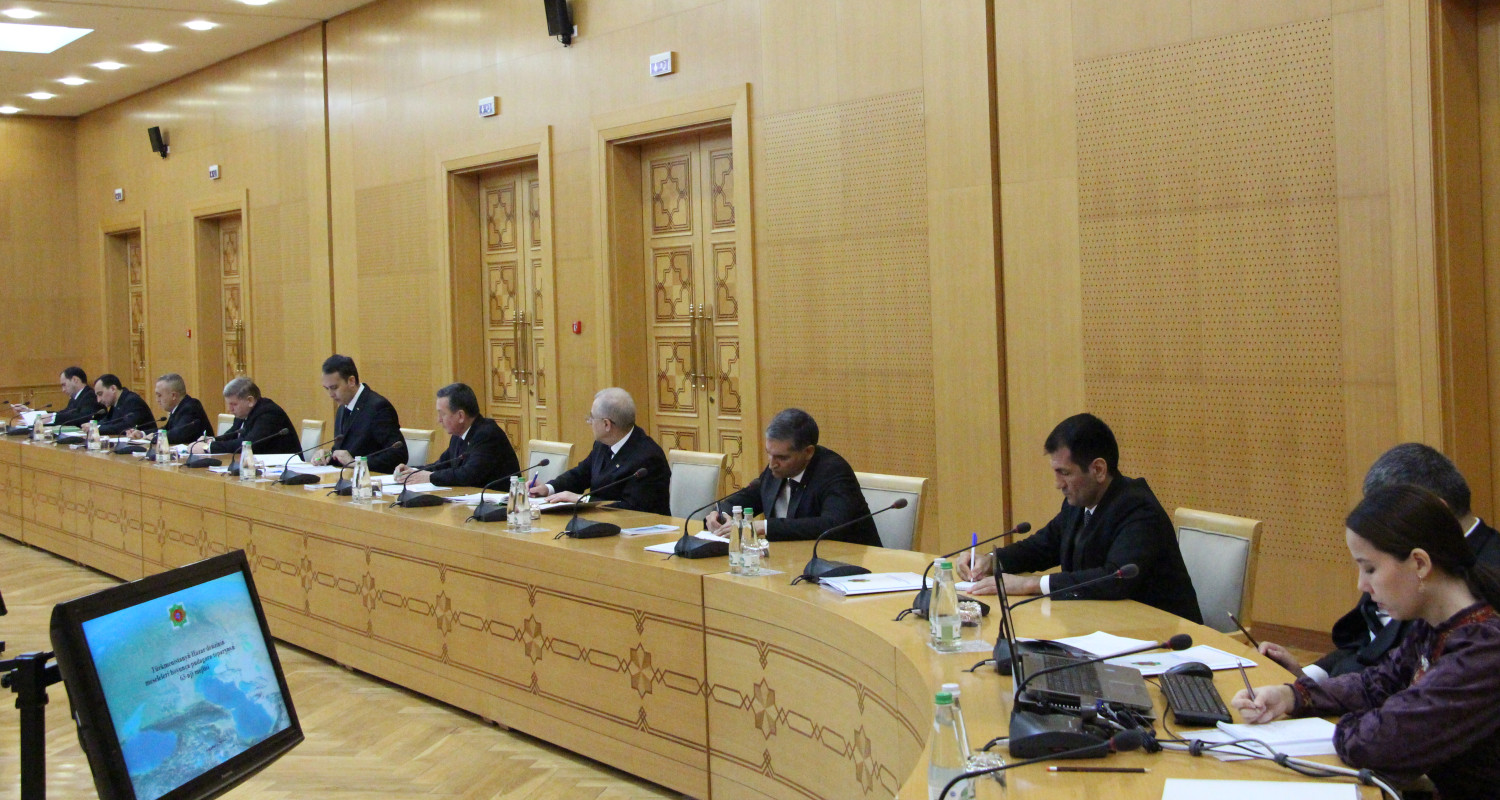 Türkmenistanyň DIM-nde Türkmenistanyň Hazar deňziniň meseleleri boýunça pudagara toparynyň işi ara alnyp maslahatlaşyldy