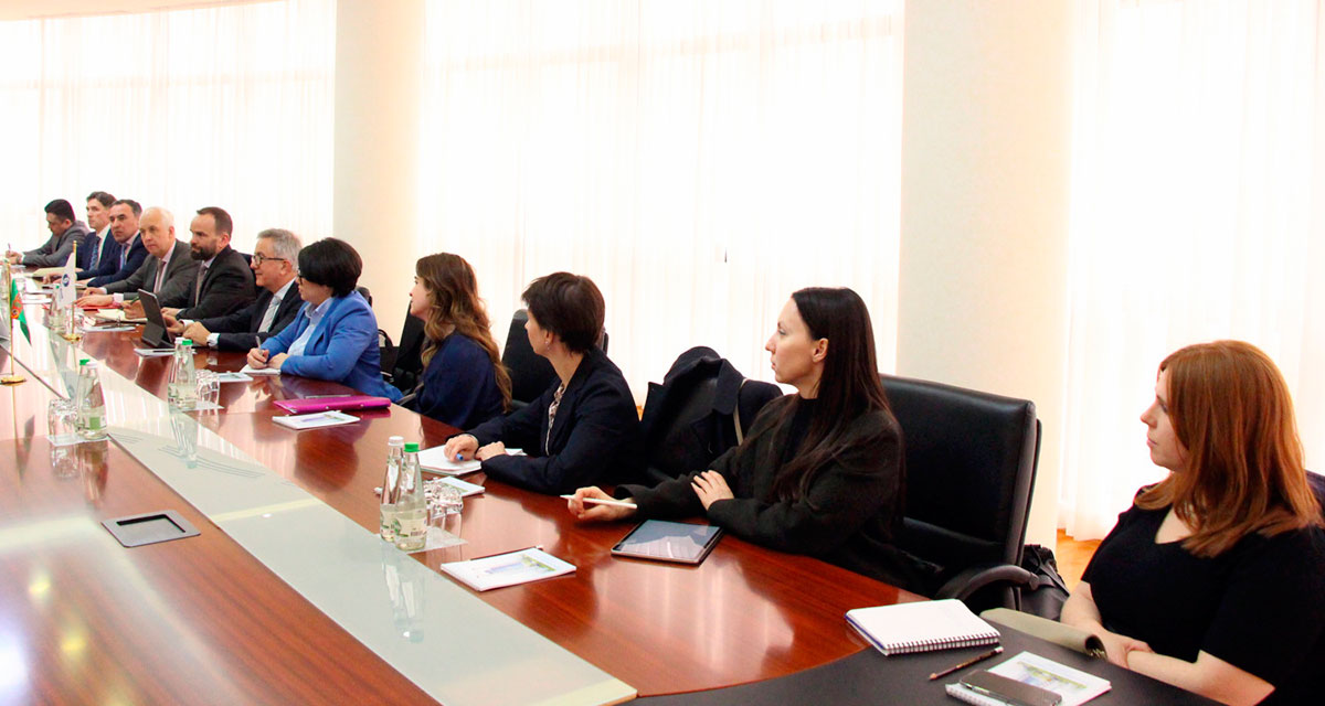 Türkmenistan bilen Ýewropanyň Täzeleniş we ösüş bankynyň arasyndaky hyzmatdaşlygyň wajyp meselelerine garaldy