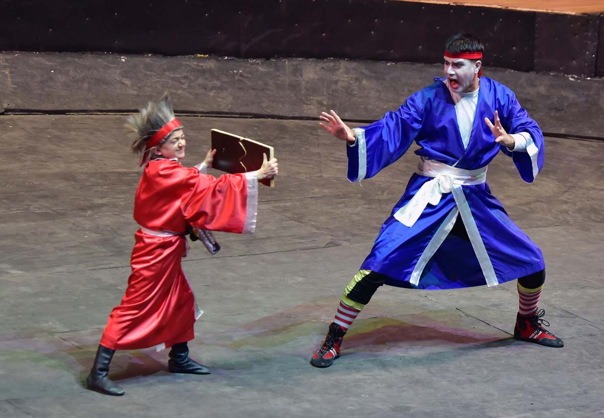 «Galkynyşyň» ganatly bedewleri we döwlet sirki Lebap topragynda