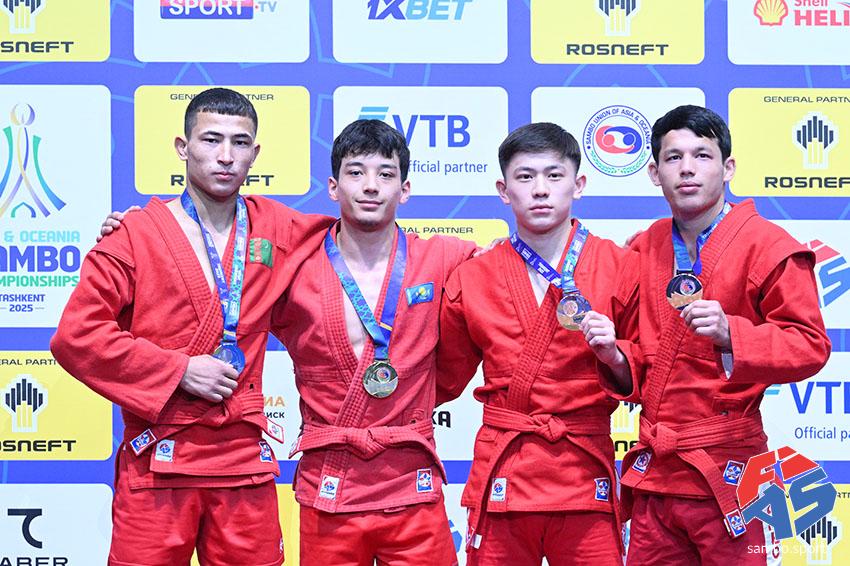 Туркменские самбисты завоевали 18 медалей на чемпионате Азии и Океании в Ташкенте