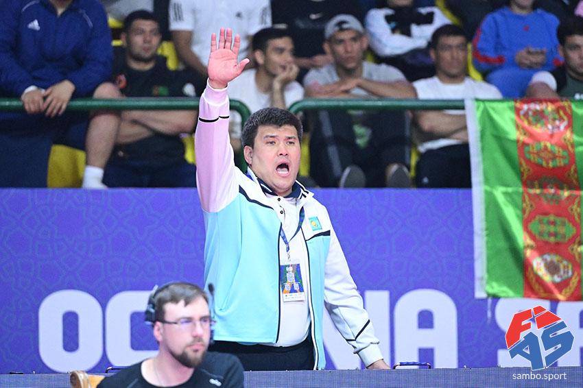 Туркменские самбисты завоевали 18 медалей на чемпионате Азии и Океании в Ташкенте