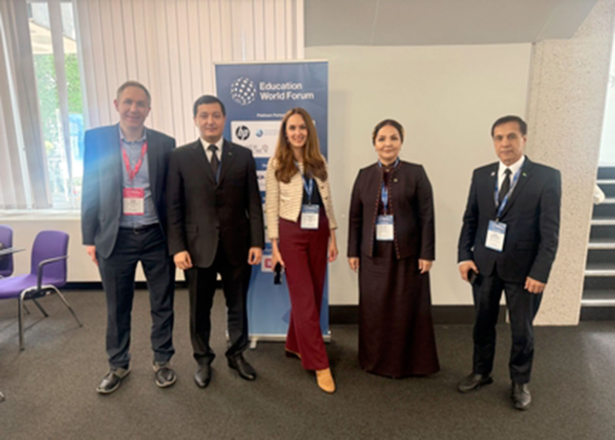 The Turkmen delegation held meetings with leading companies at the World Education Forum in London