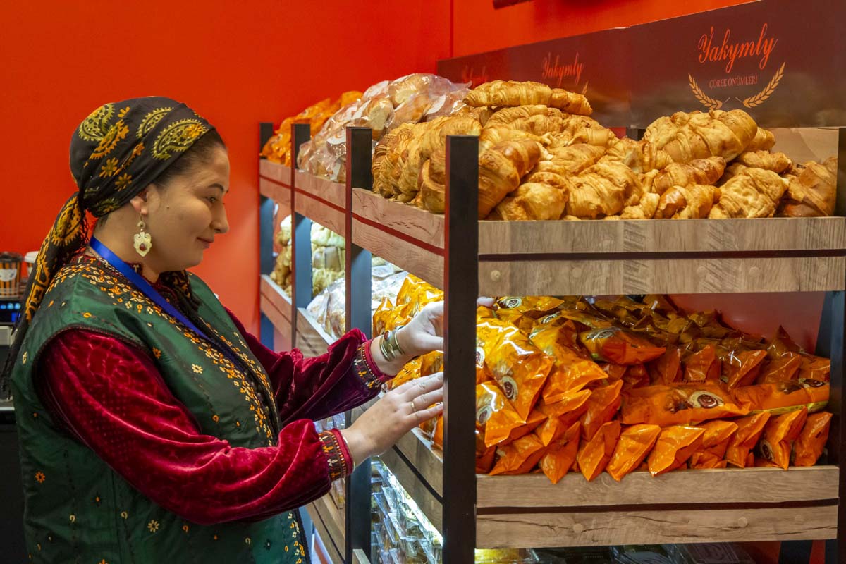 «Ak şäherim Aşgabat» atly köpugurly halkara sergi we maslahat