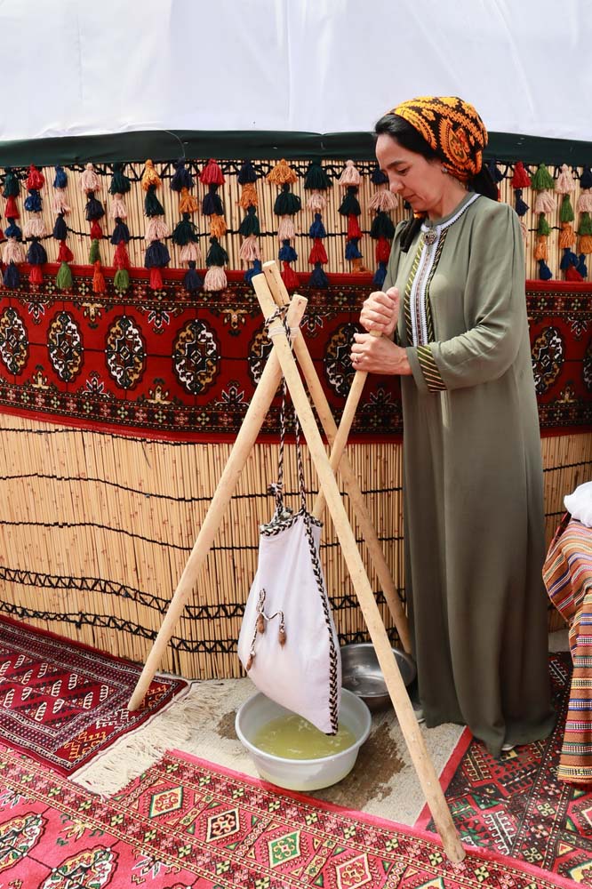 Diýarymyzda Türkmen halysynyň baýramy bellenildi