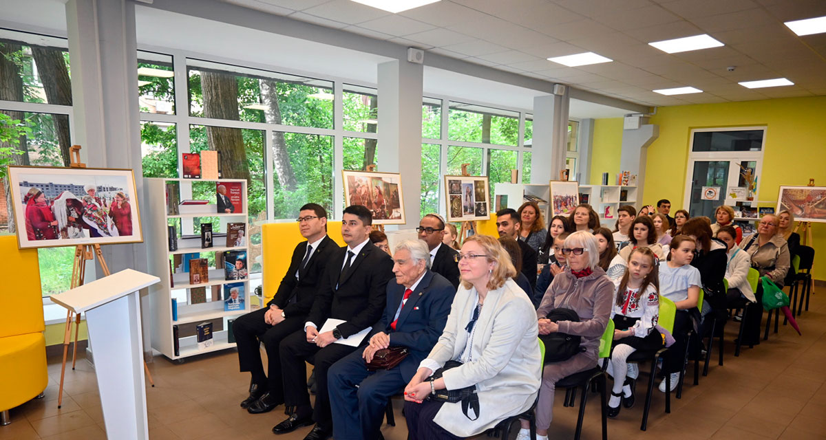 Kiýew şäherinde Türkmen halysynyň baýramy bellenildi