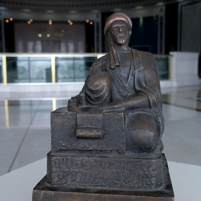 Döwürden birnäçe ädim öňde barýan ylym