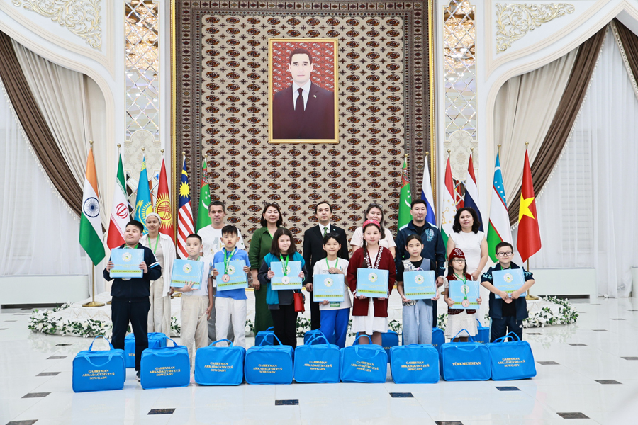 Ýaş türkmenistanlylar küşt boýunça halkara ýaryşyň umumy medal hasabynda birinji orny eýelediler
