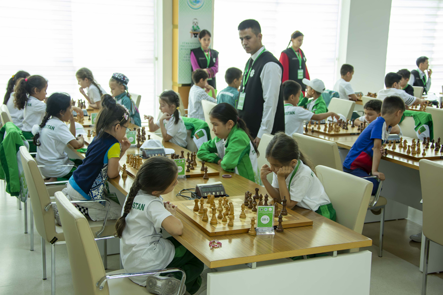 Ýaş türkmenistanlylar küşt boýunça halkara ýaryşyň umumy medal hasabynda birinji orny eýelediler
