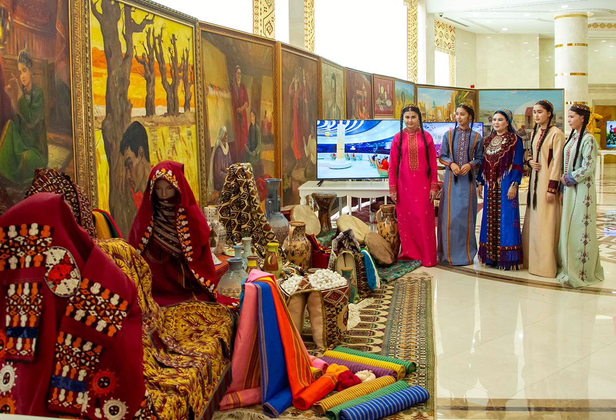 Стартовала Неделя культуры Международного года мира и доверия