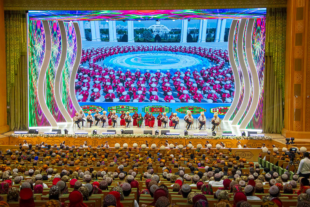 Стартовала Неделя культуры Международного года мира и доверия