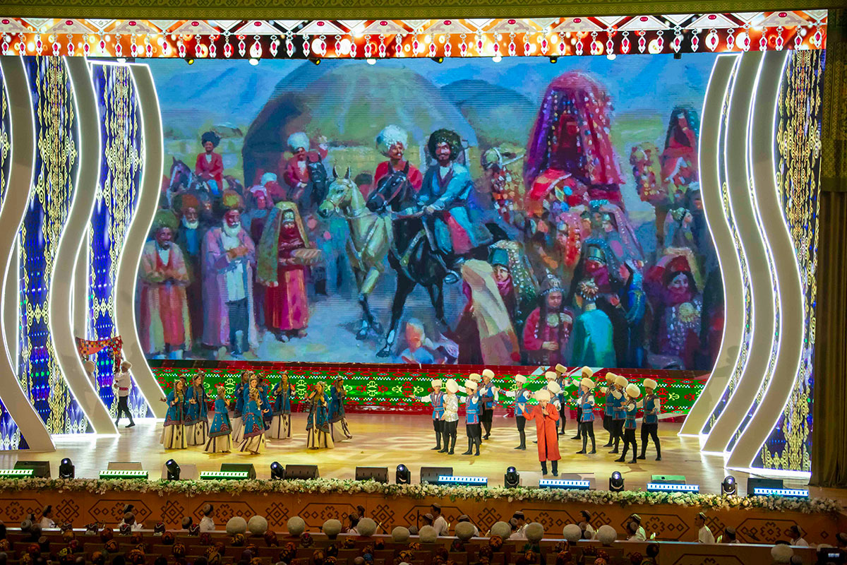 Стартовала Неделя культуры Международного года мира и доверия