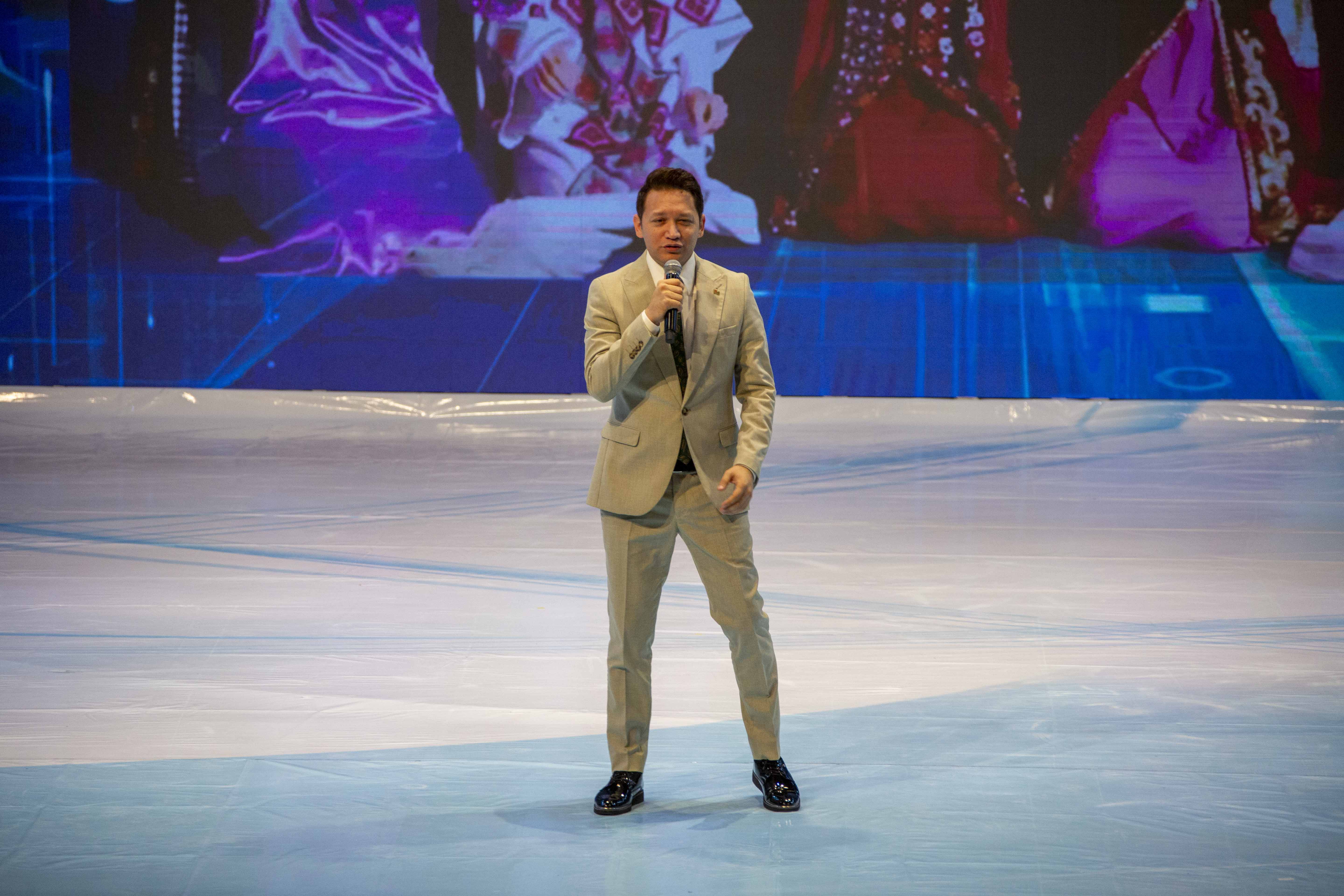 Şahyrana söz ussadyna sarpa