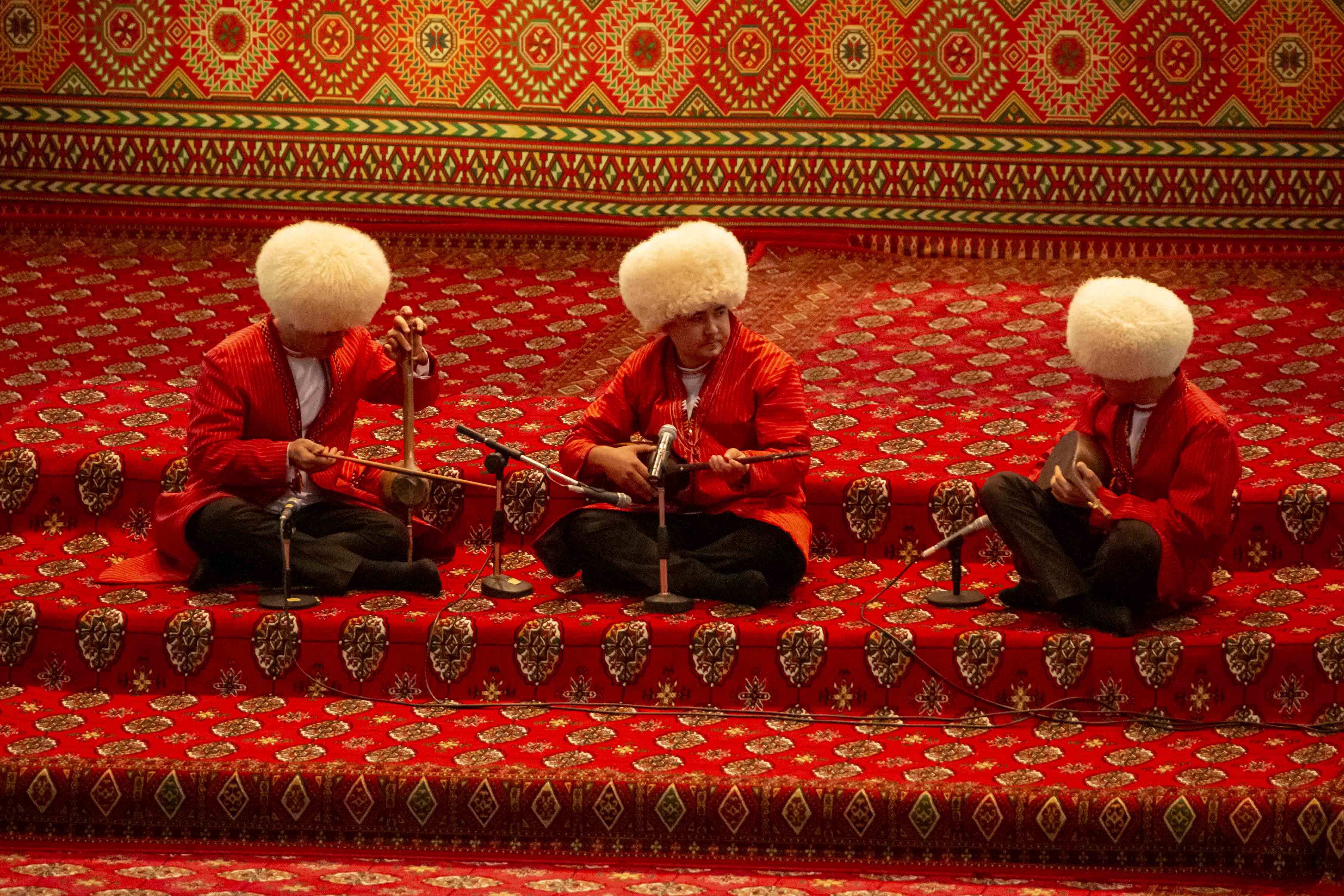 «Çalsana, bagşy!» döredijilik bäsleşiginiň jemleýji tapgyry geçirildi