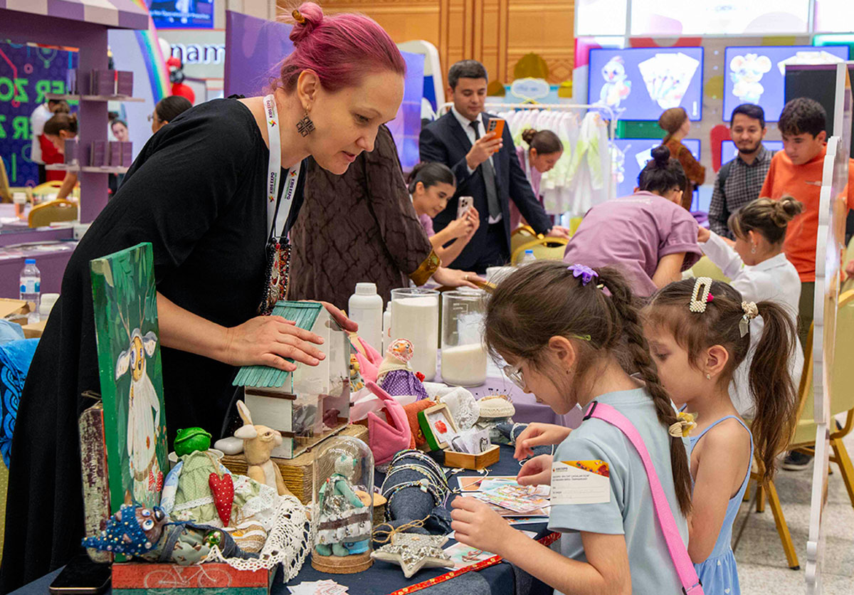 Aşgabatda çagalar üçin halkara sergi-ýarmarka açyldy