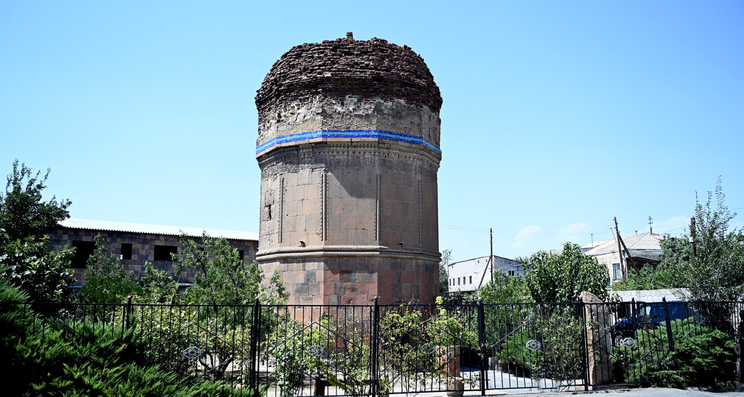 Visiting the historical monument of the Turkmen Emirs of Garagoyunly