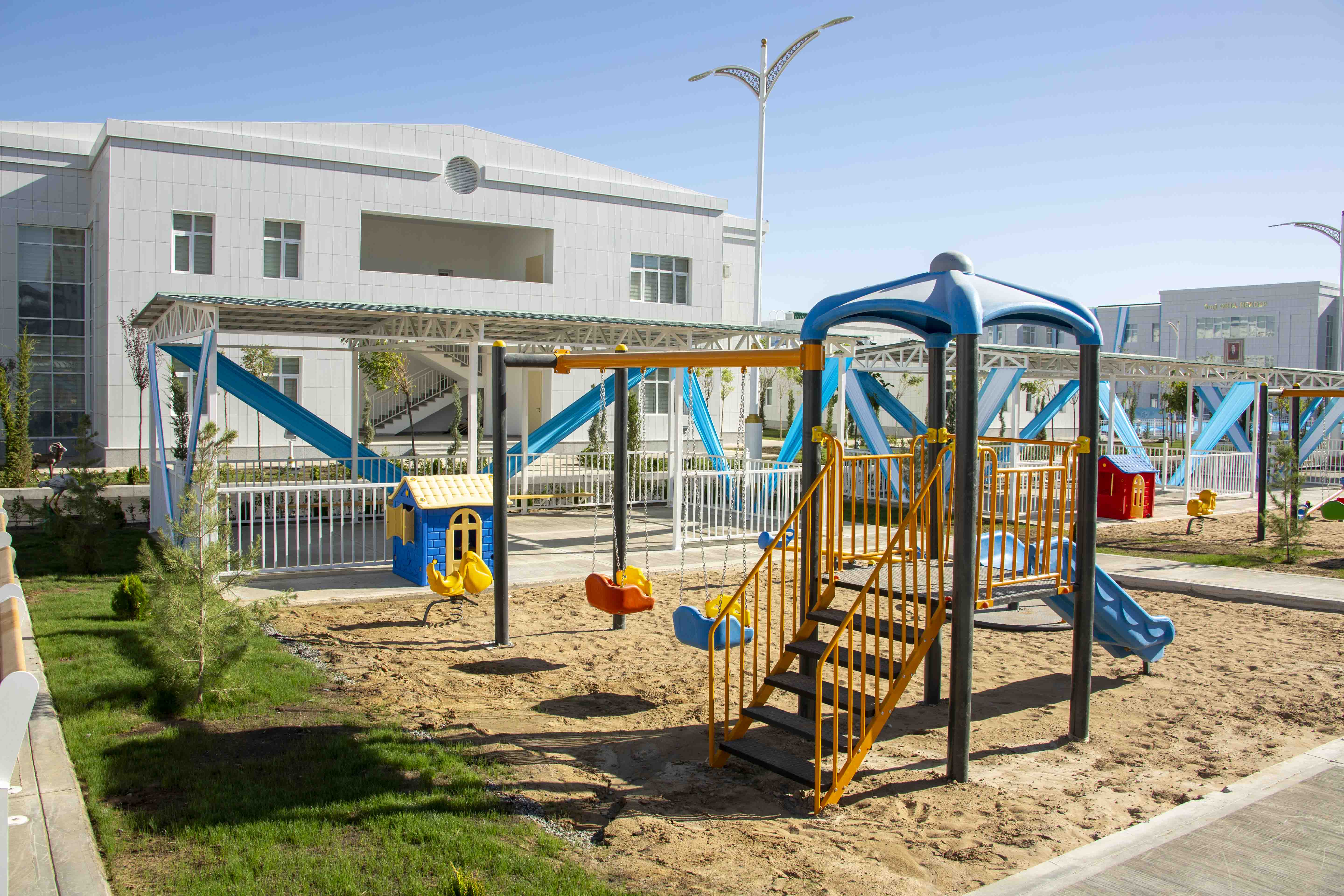 По случаю Дня знаний и студенческой молодёжи сданы в эксплуатацию новые здания