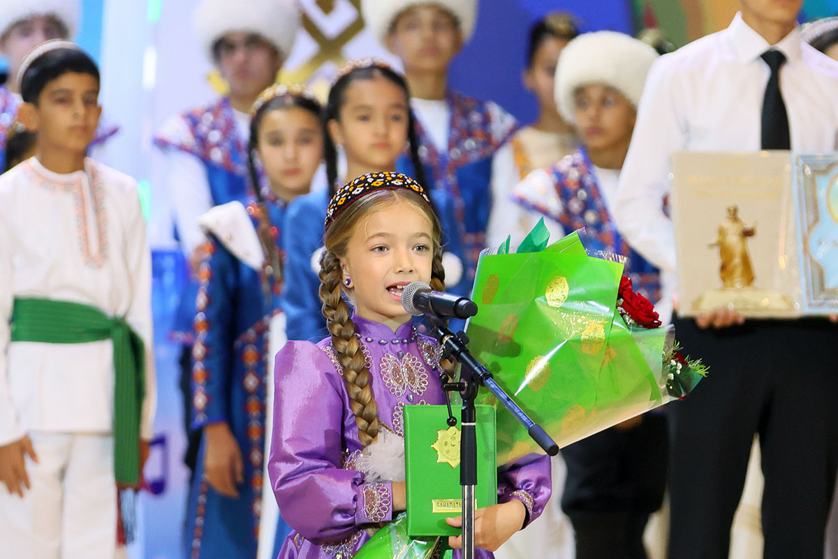 The Final Round of the “Garaşsyzlygyň merjen däneleri” Competition