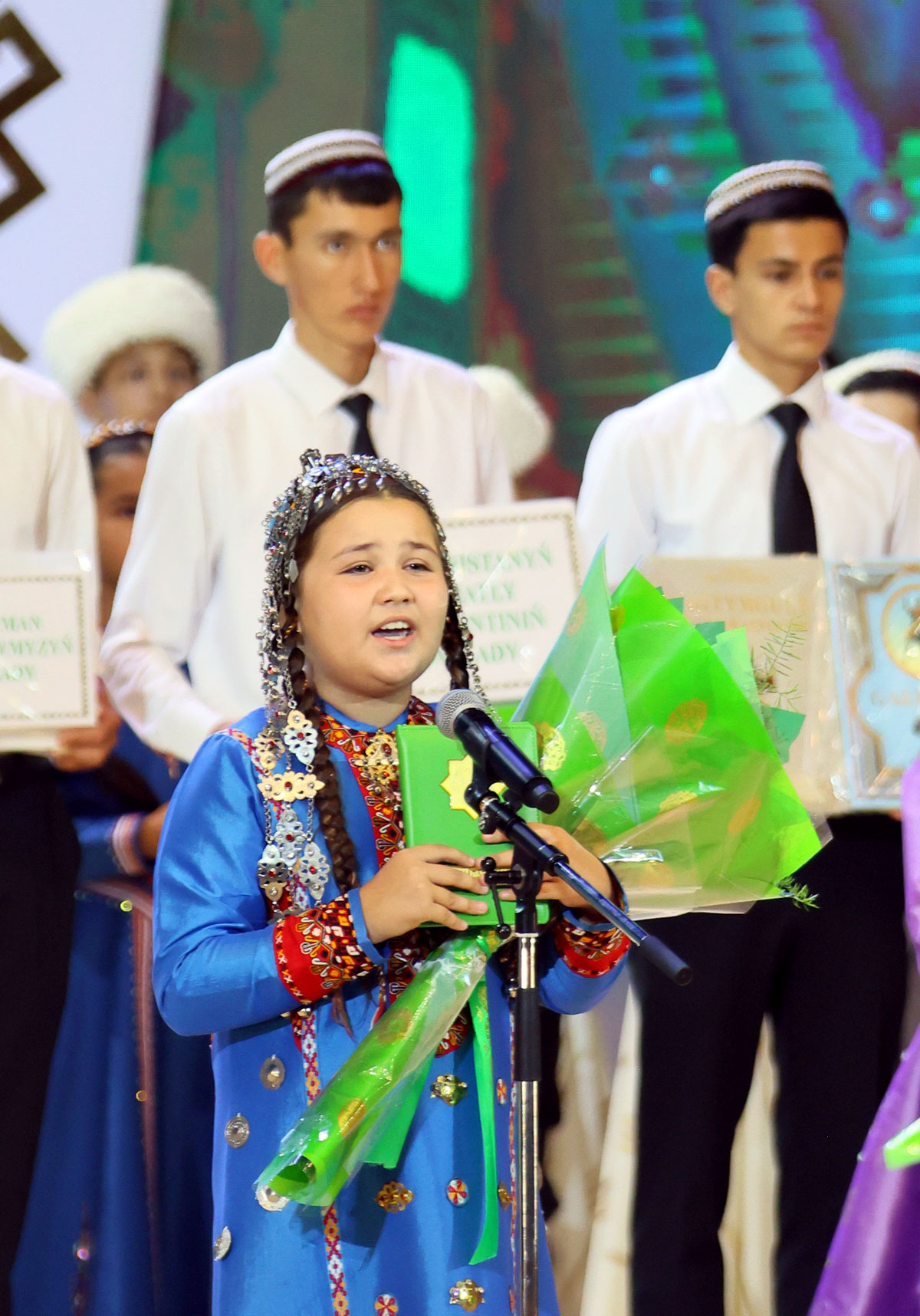 The Final Round of the “Garaşsyzlygyň merjen däneleri” Competition