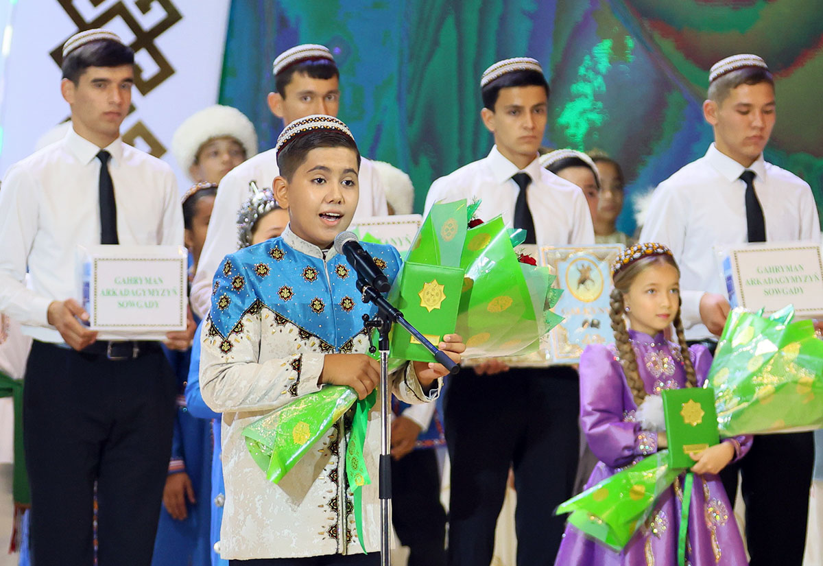 The Final Round of the “Garaşsyzlygyň merjen däneleri” Competition