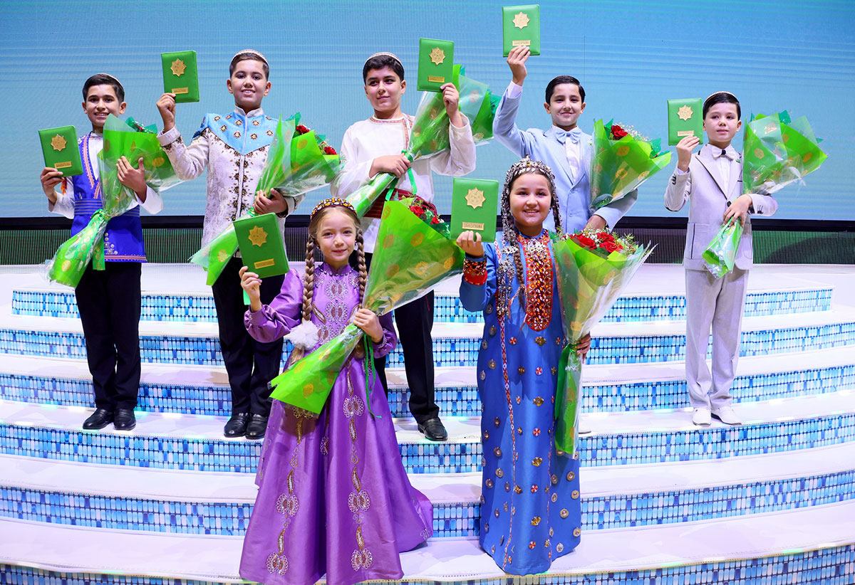 The Final Round of the “Garaşsyzlygyň merjen däneleri” Competition