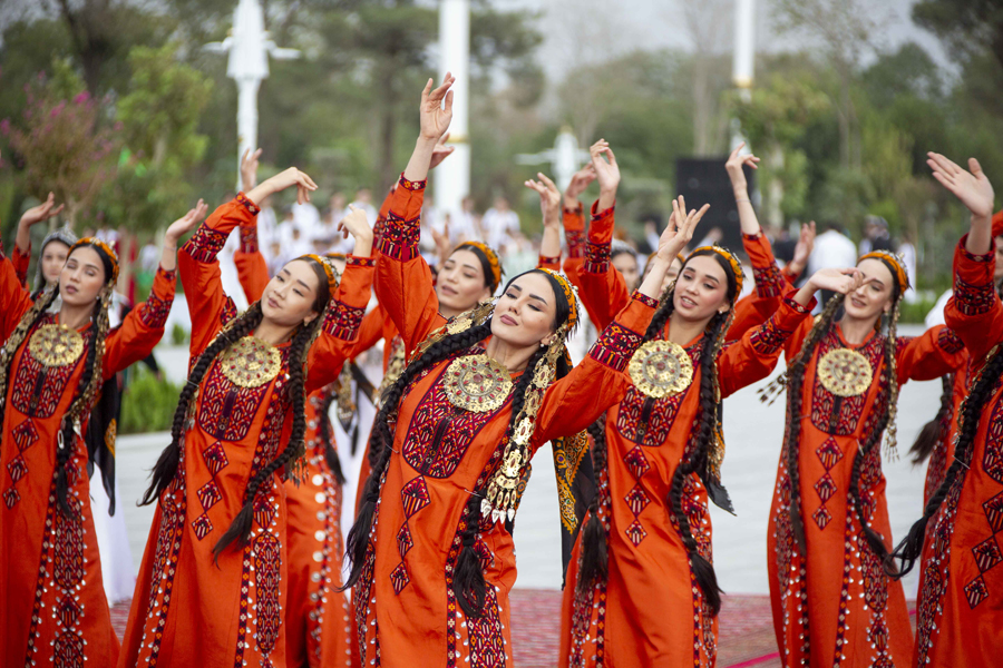 «Türkmenistanyň Garaşsyzlygynyň XV ýyllygy» seýilgähiniň açylyş dabarasy boldy