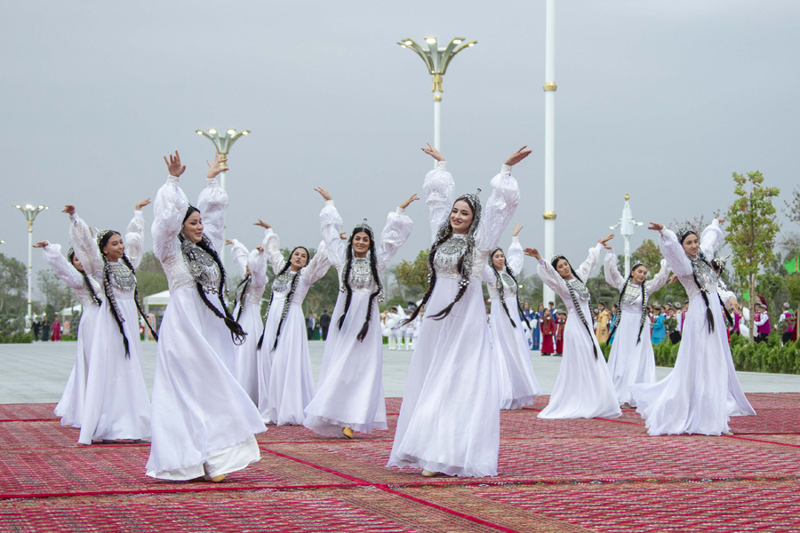 «Türkmenistanyň Garaşsyzlygynyň XV ýyllygy» seýilgähiniň açylyş dabarasy boldy
