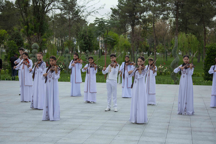 «Türkmenistanyň Garaşsyzlygynyň XV ýyllygy» seýilgähiniň açylyş dabarasy boldy