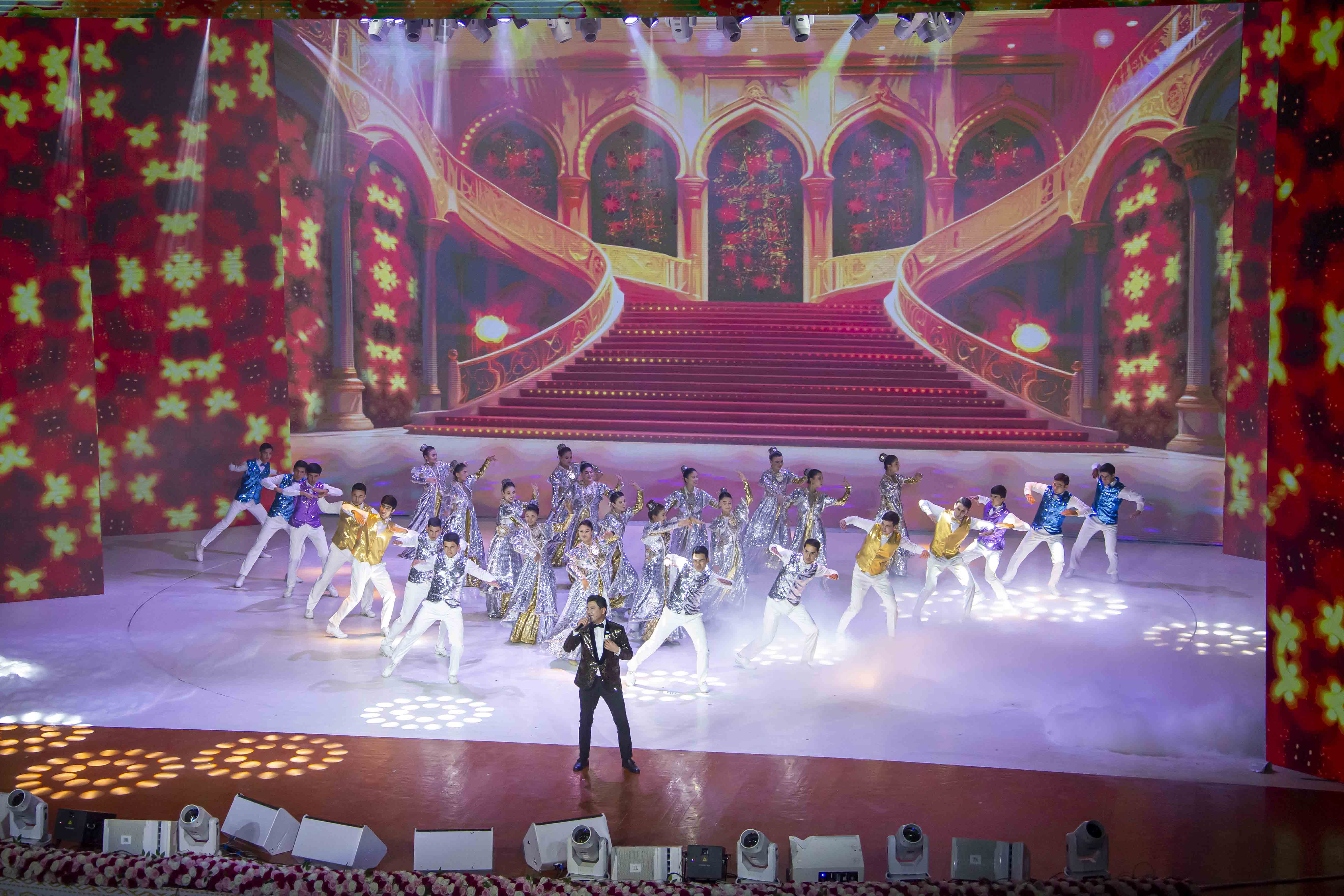 In praise of achievements of our independent fatherland