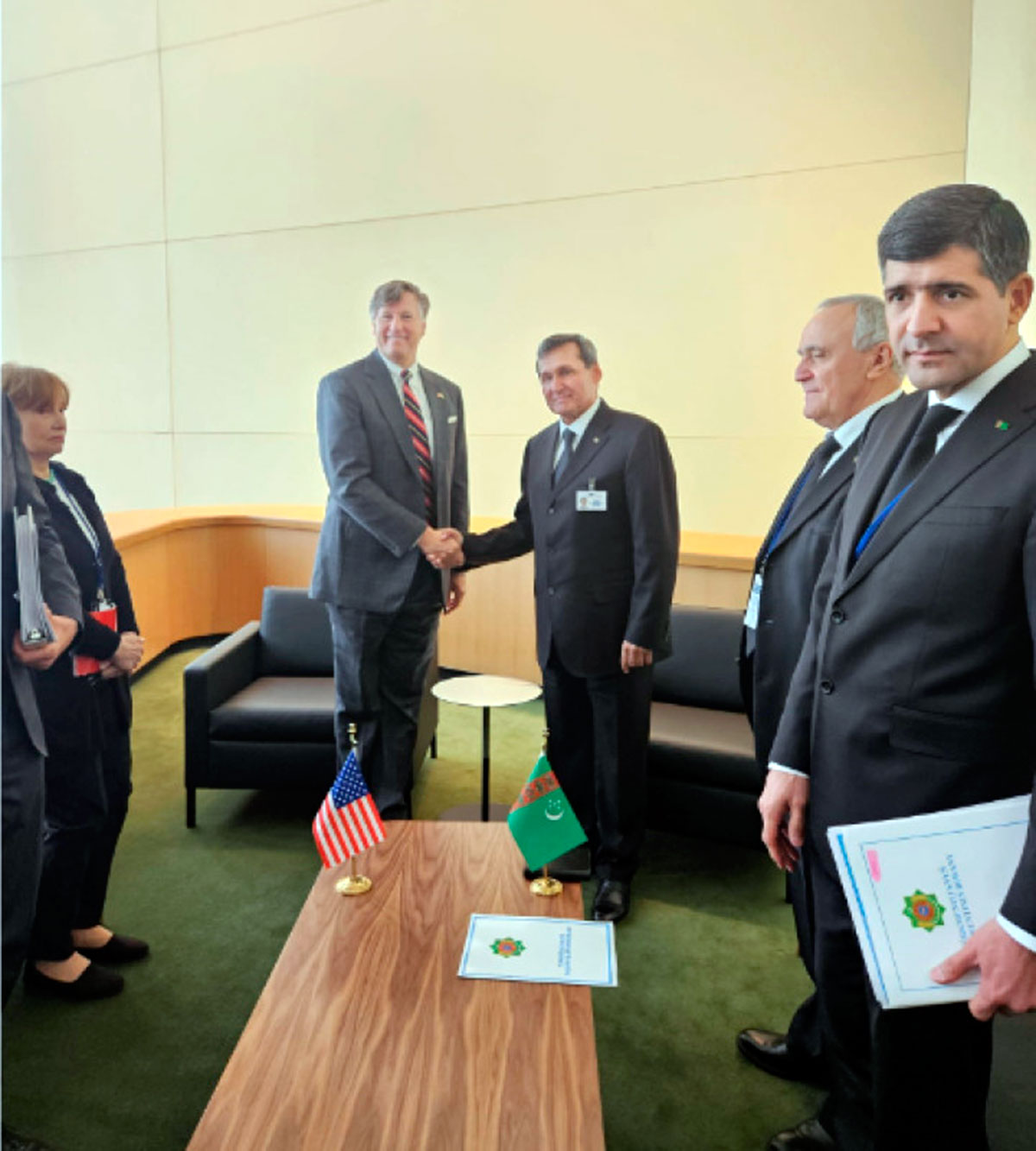 Meeting between the Minister of Foreign Affairs of Turkmenistan and the Deputy Secretary of State of the United States
