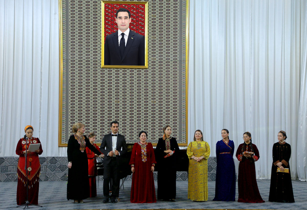 Halkara saz güni mynasybetli konsert geçirildi